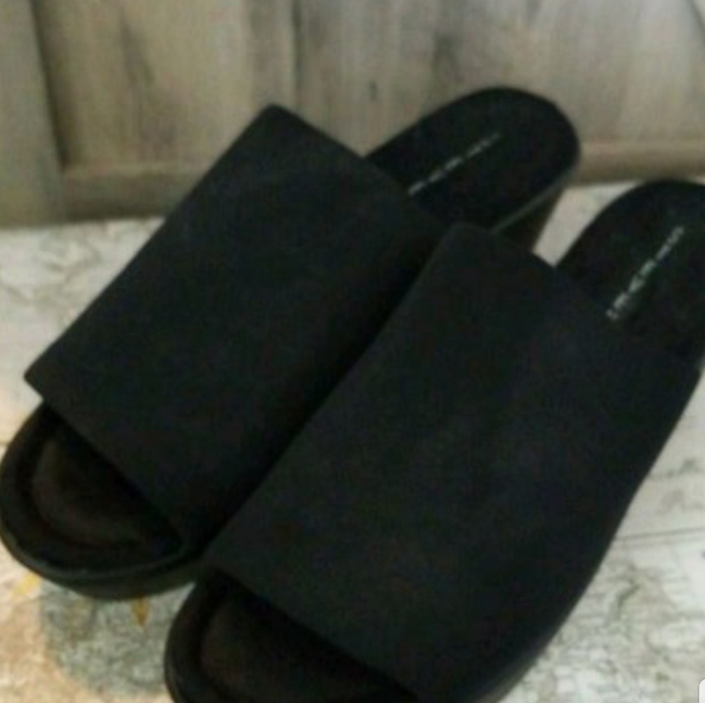 Steve Madden Bebe wedges